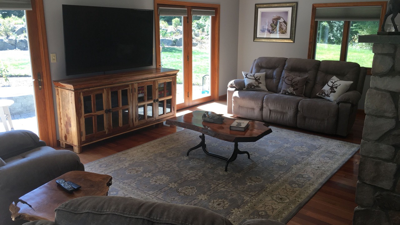 Photo of Livingroom in Laconia