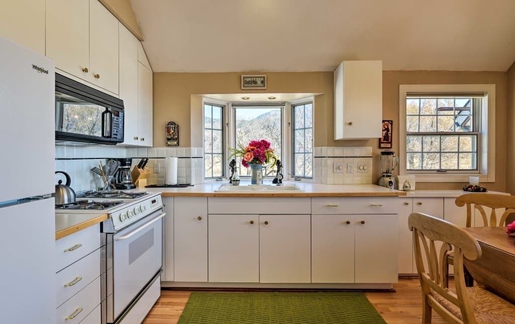 Photo of Kitchen in Arroyo Seco