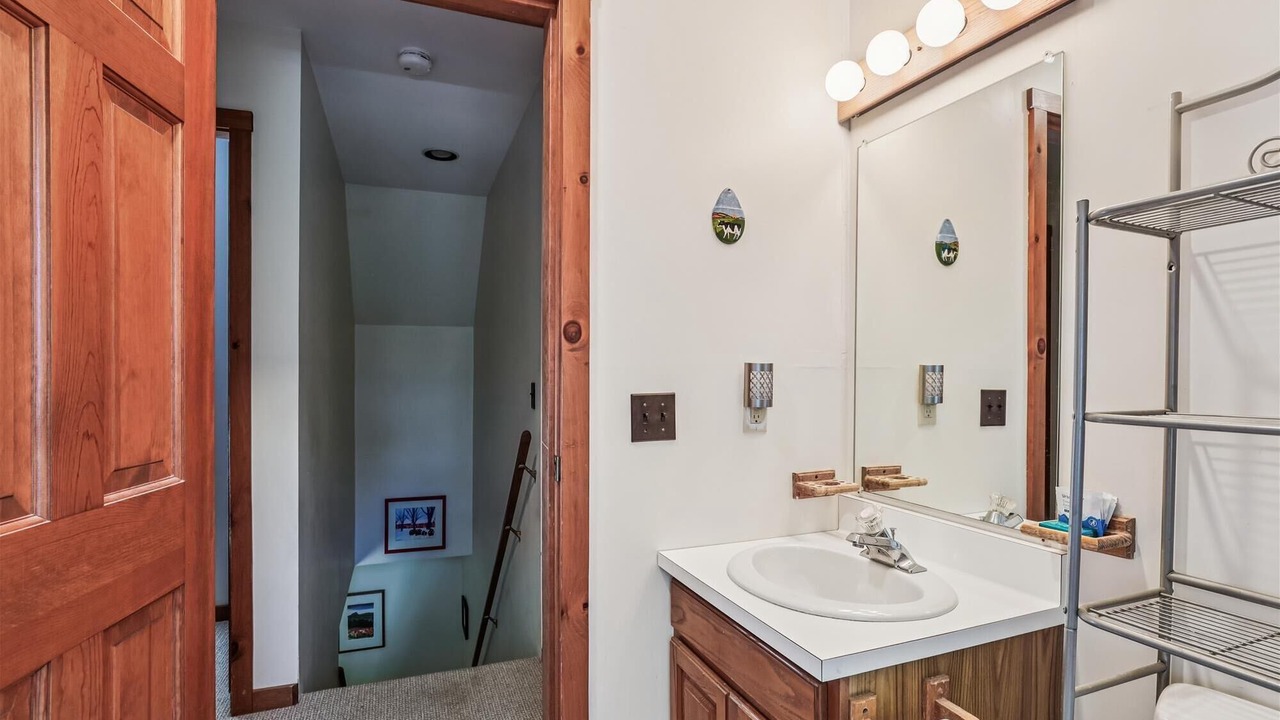 Photo of Bathroom in Stowe Hollow