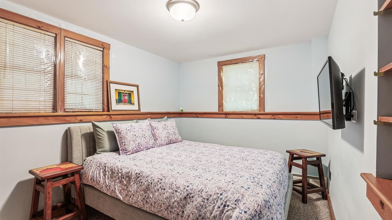 Photo of Bedroom in Stowe Hollow