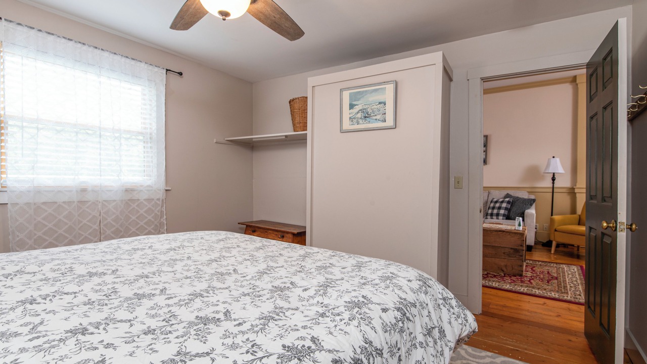 Photo of Bedroom in Chester Depot