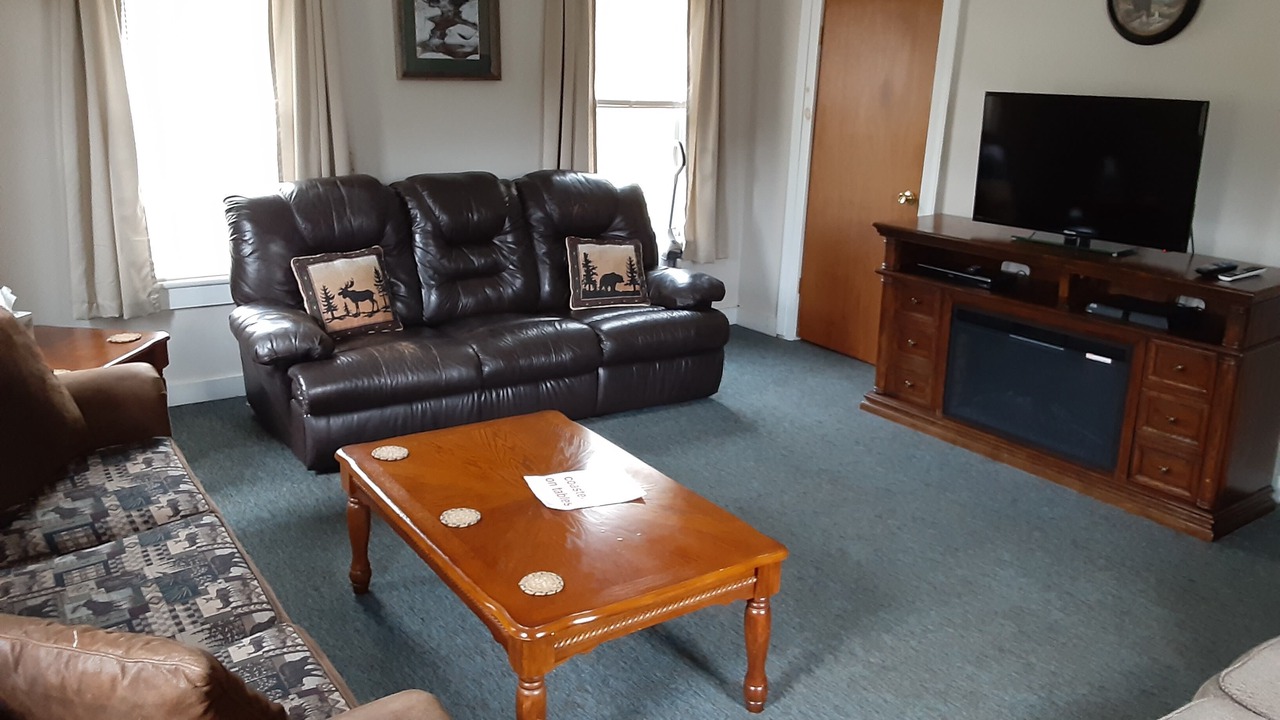 Photo of Livingroom in Stony Creek