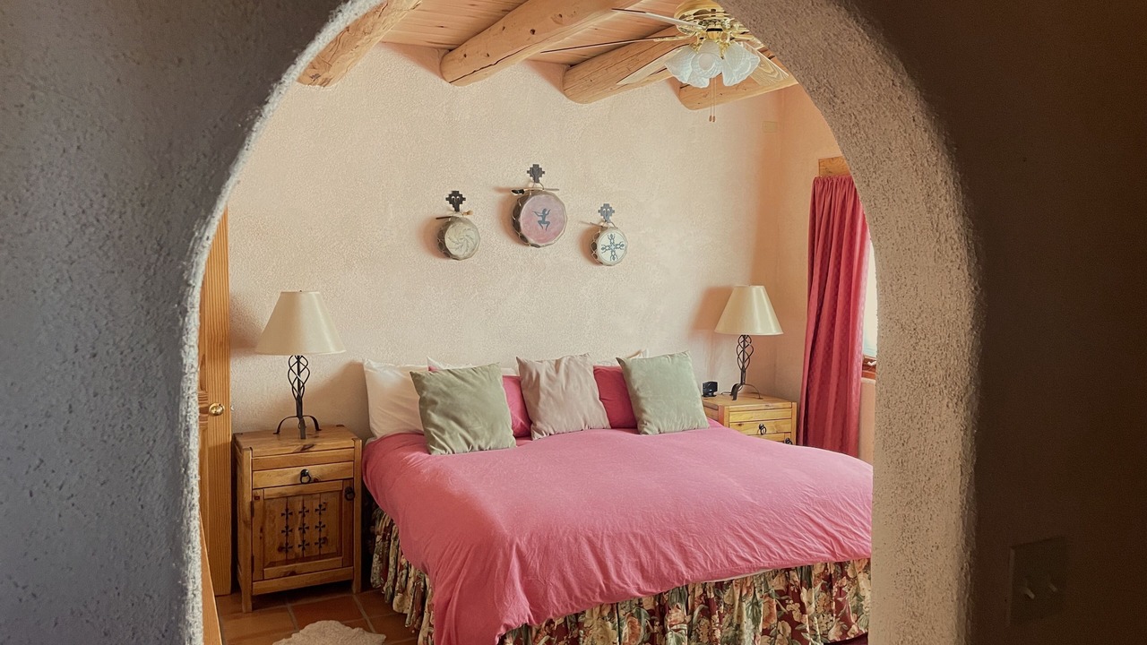 Photo of Bedroom in Arroyo Seco
