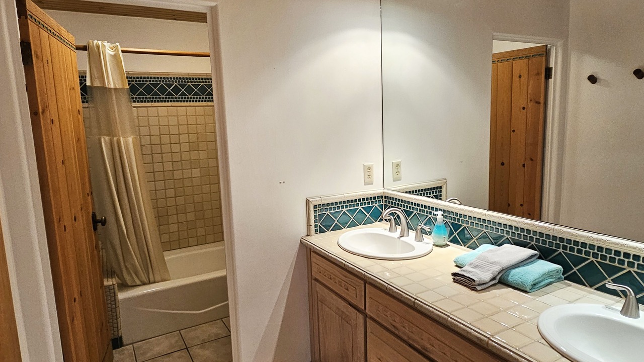 Photo of Bathroom in Arroyo Seco