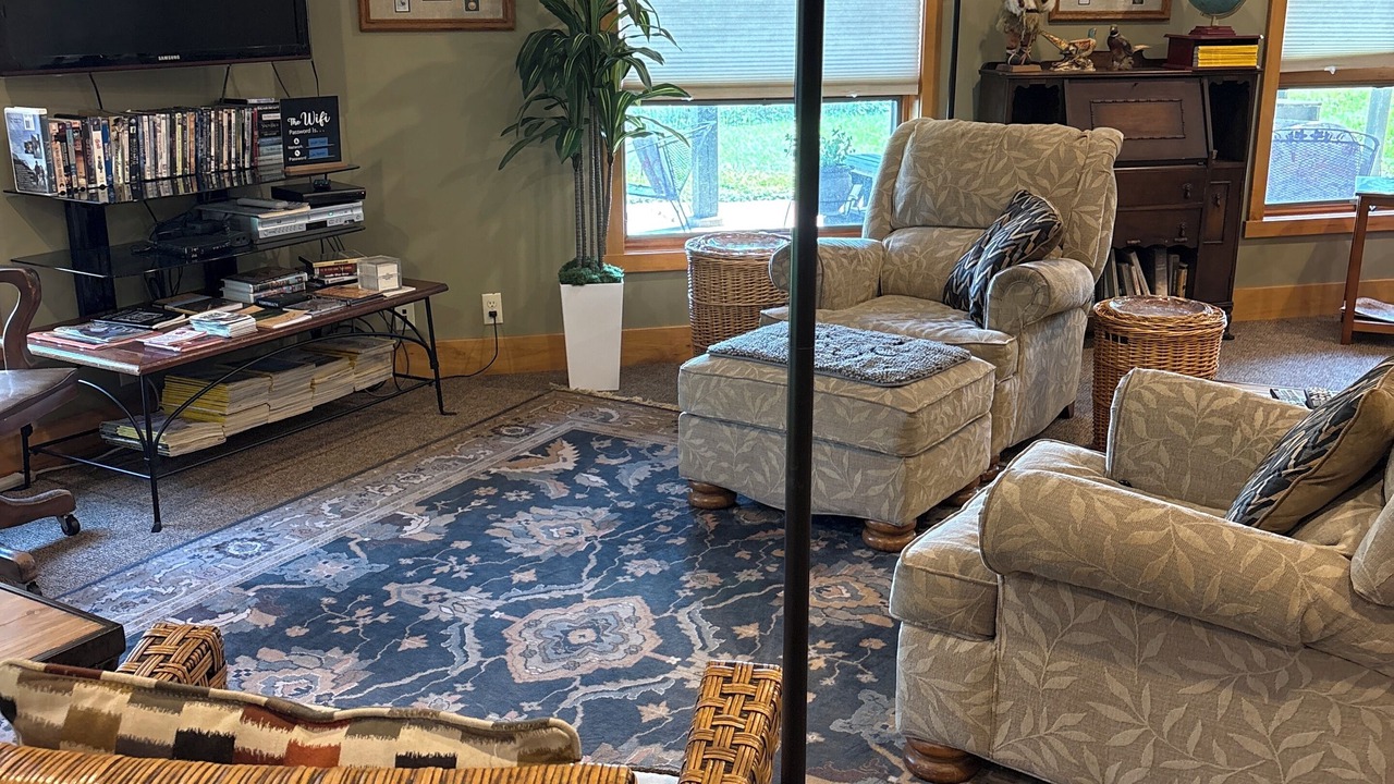 Photo of Livingroom in Decorah