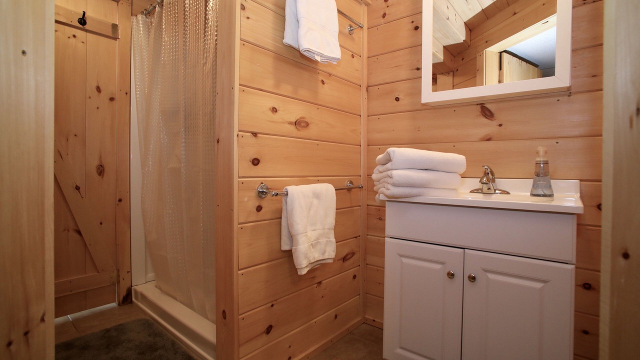Photo of Bathroom in North Pole