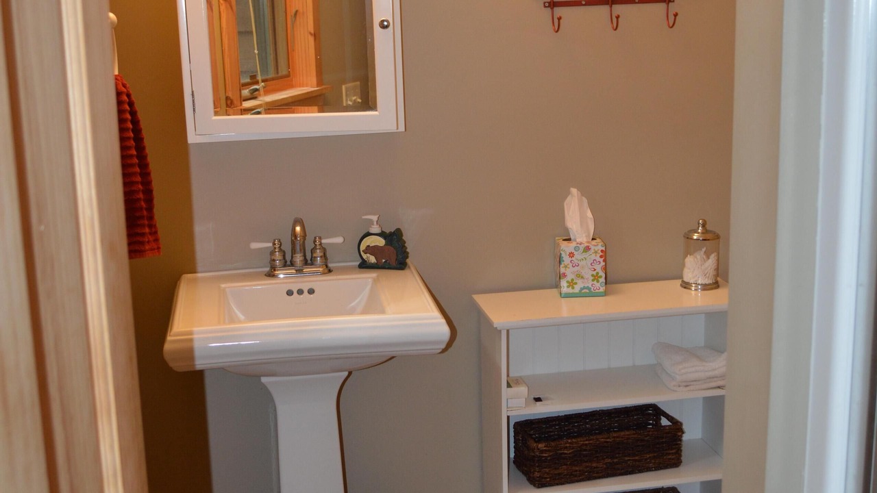 Photo of Bathroom in Siren