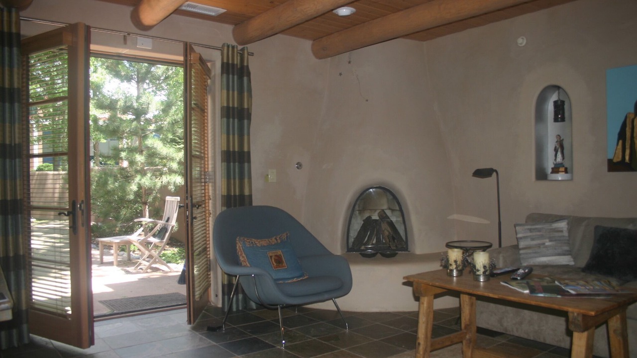 Photo of Livingroom in Downtown Santa Fe