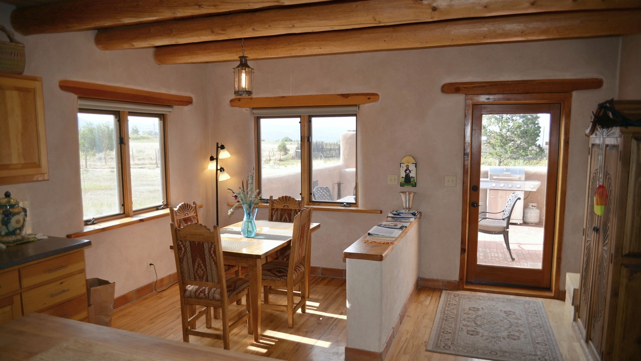 Photo of Livingroom in Taos