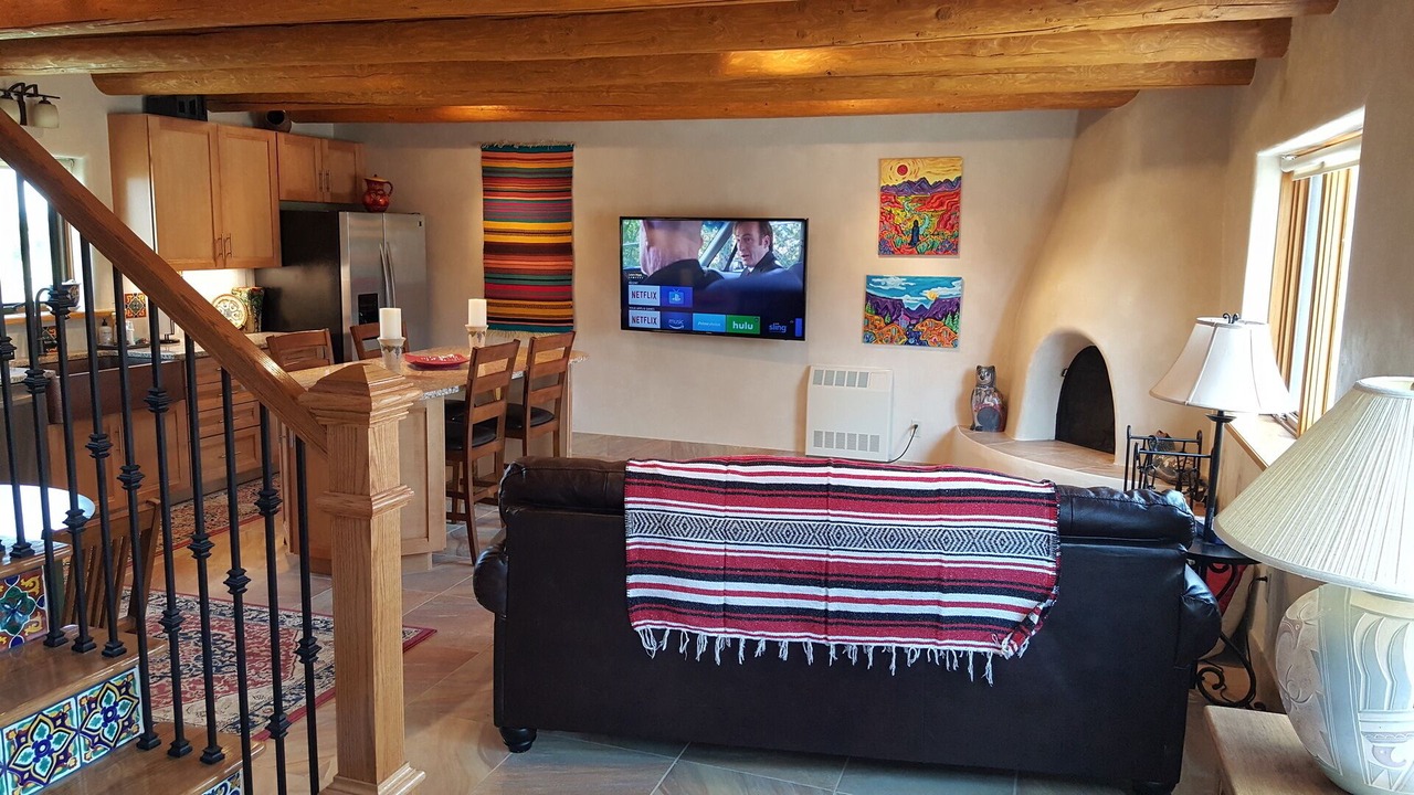 Photo of Livingroom in Taos
