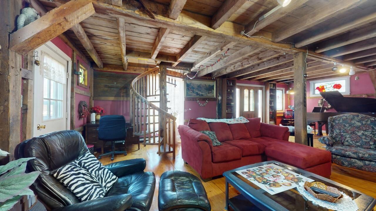 Photo of Livingroom in Montgomery Center