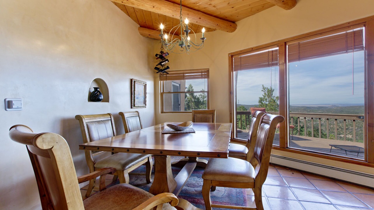 Photo of Livingroom in Canoncito