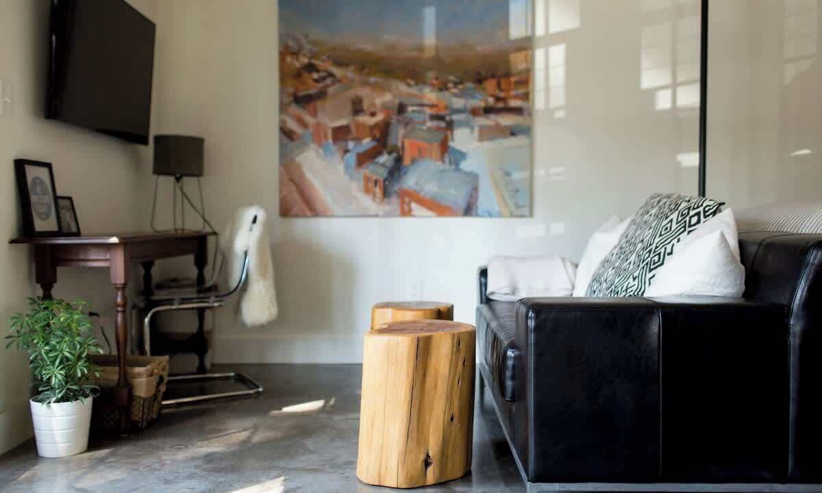 Photo of Livingroom in Belmont