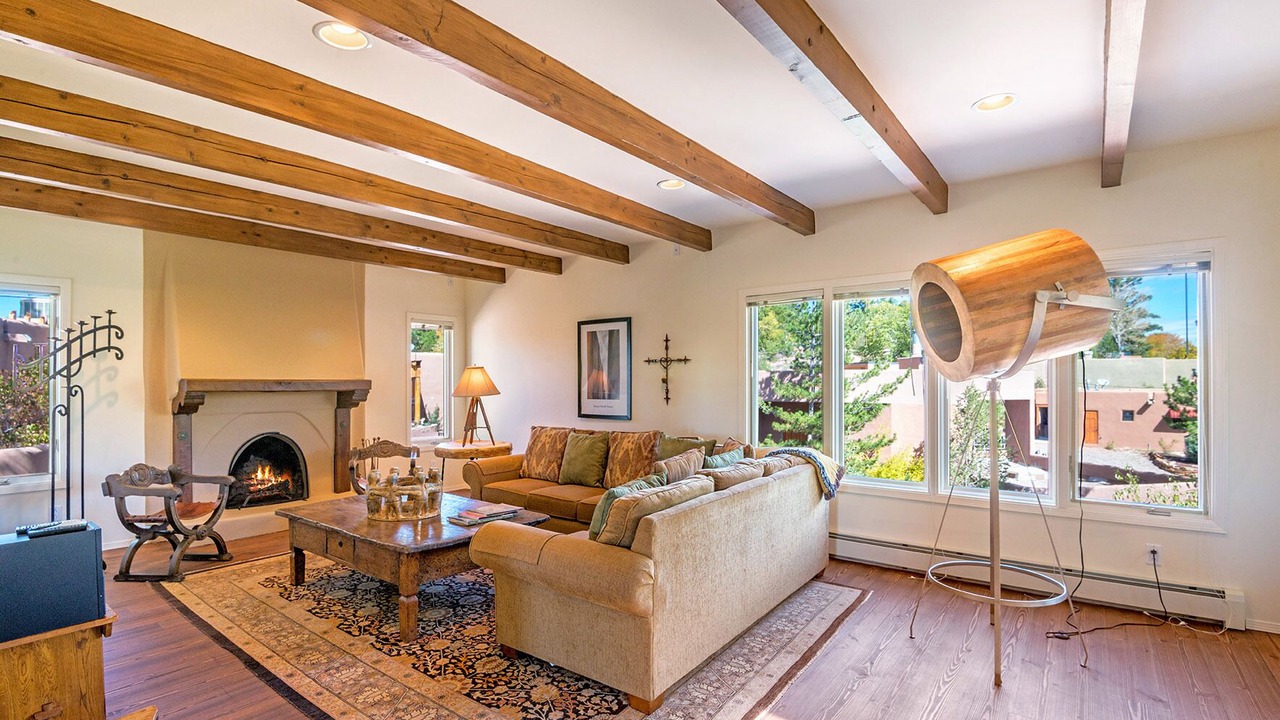 Photo of Livingroom in Northeast Santa Fe