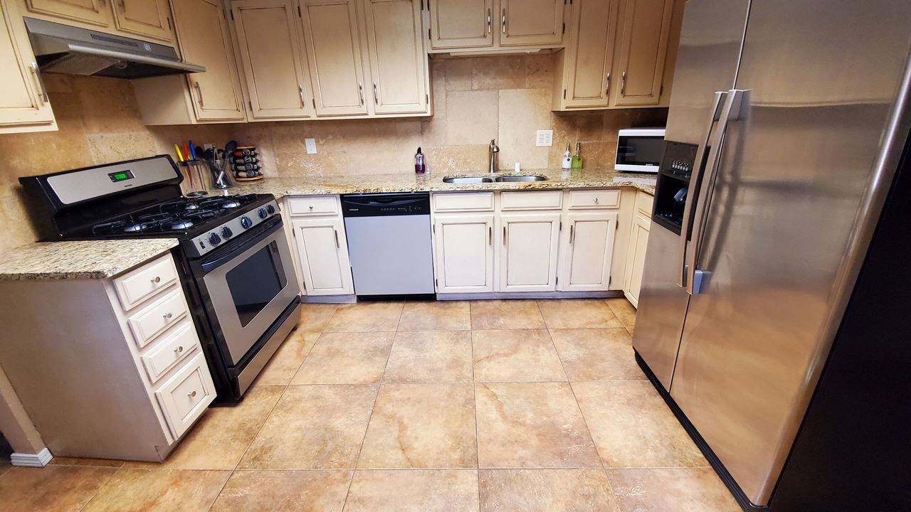 Photo of Kitchen in Alamedan Valley