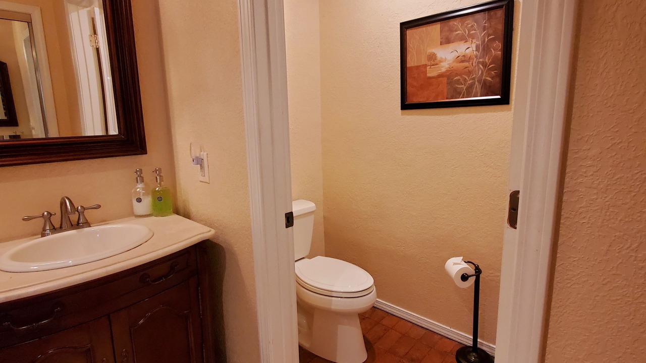 Photo of Bathroom in Alamedan Valley