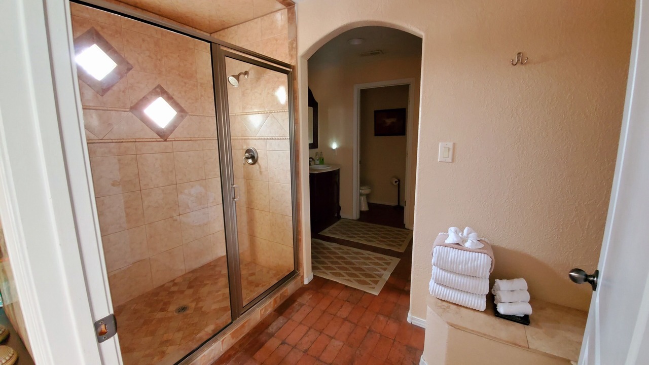 Photo of Bathroom in Alamedan Valley