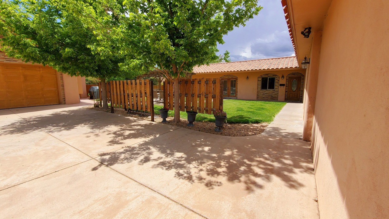 Photo of Outdoor in Alamedan Valley