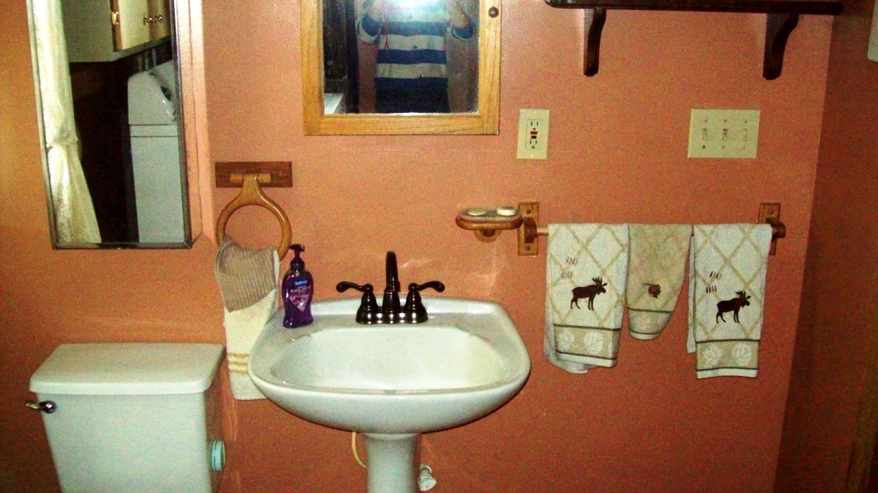 Photo of Bathroom in Deerbrook