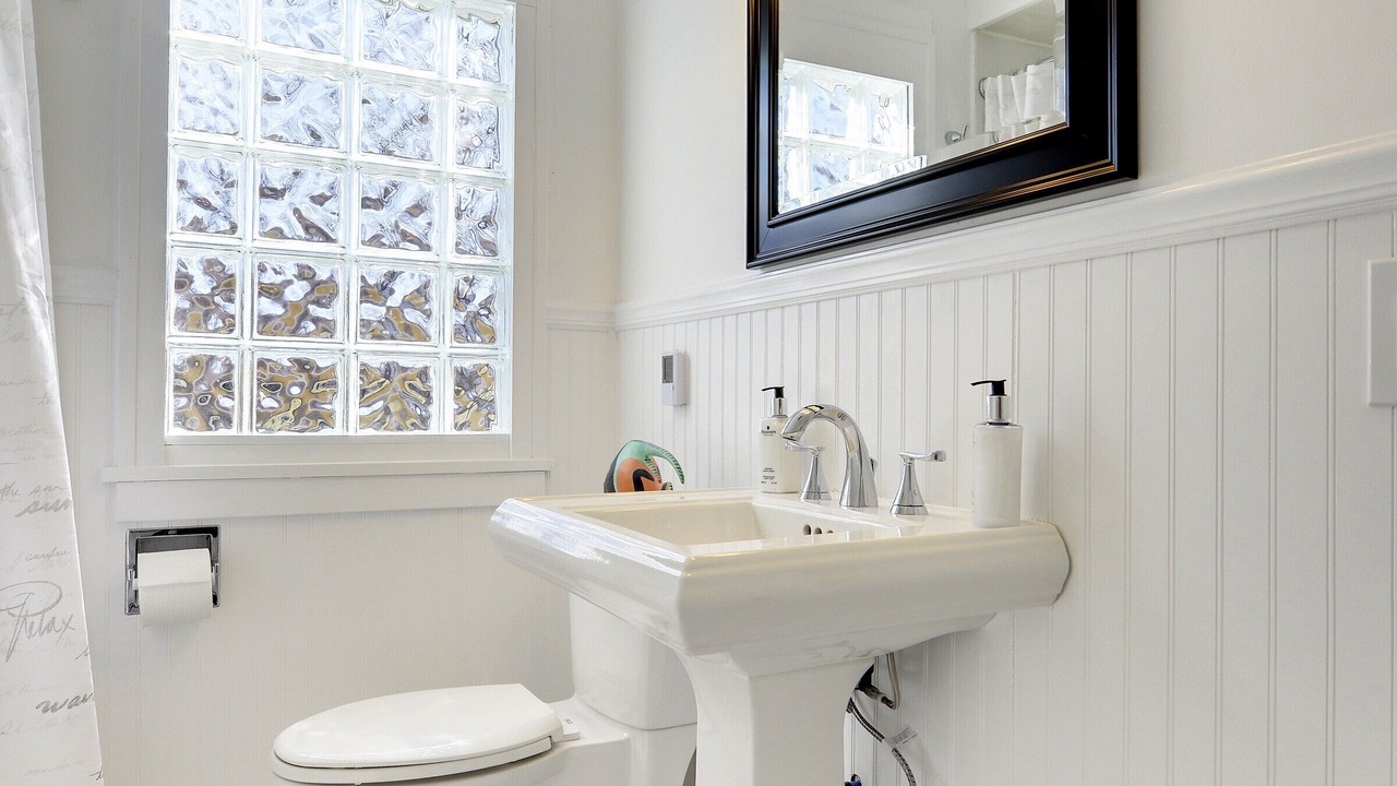 Photo of Bathroom in Kenny