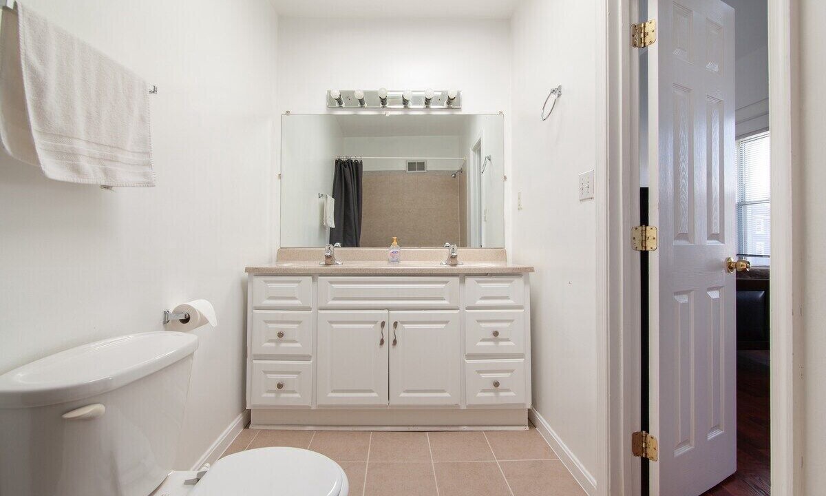 Photo of Bathroom in Petworth