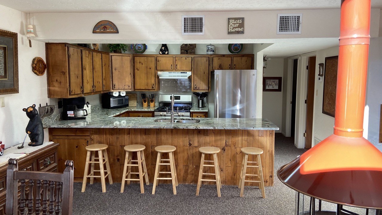 Photo of Kitchen in Red River