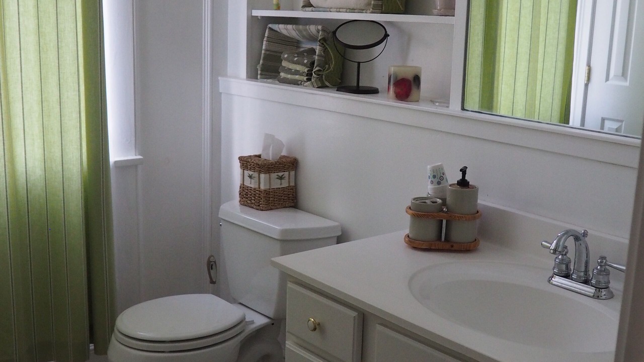 Photo of Bathroom in Lee