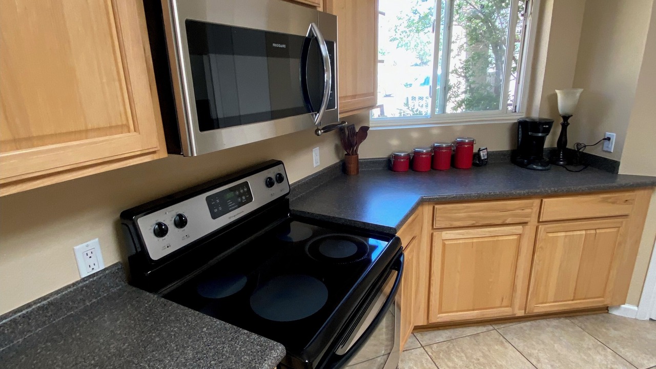 Photo of Kitchen in Sandia Heights South