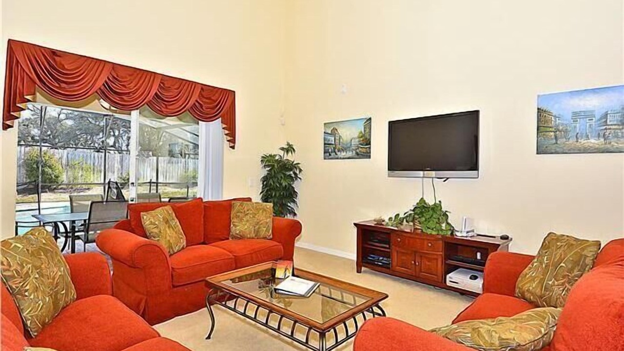 Photo of Livingroom in Loughman