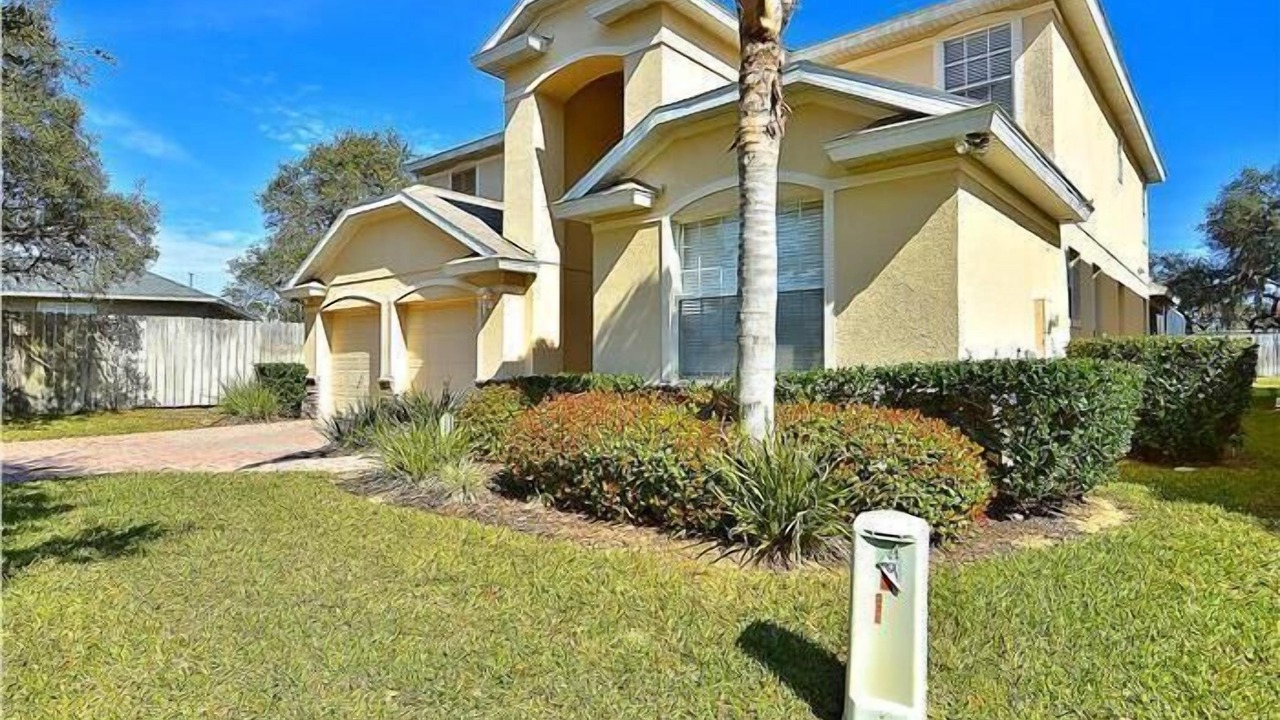 Photo of Outdoor in Loughman