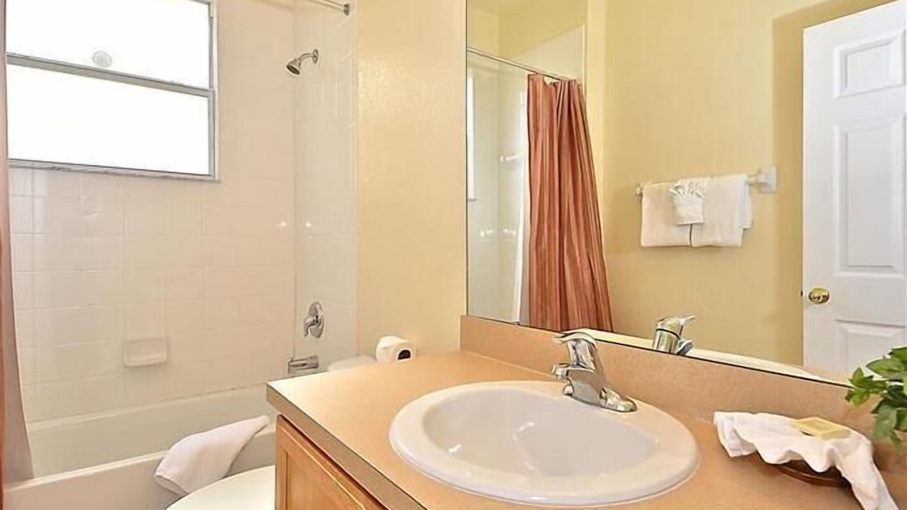 Photo of Bathroom in Loughman