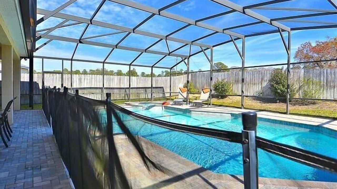 Photo of Outdoor in Loughman