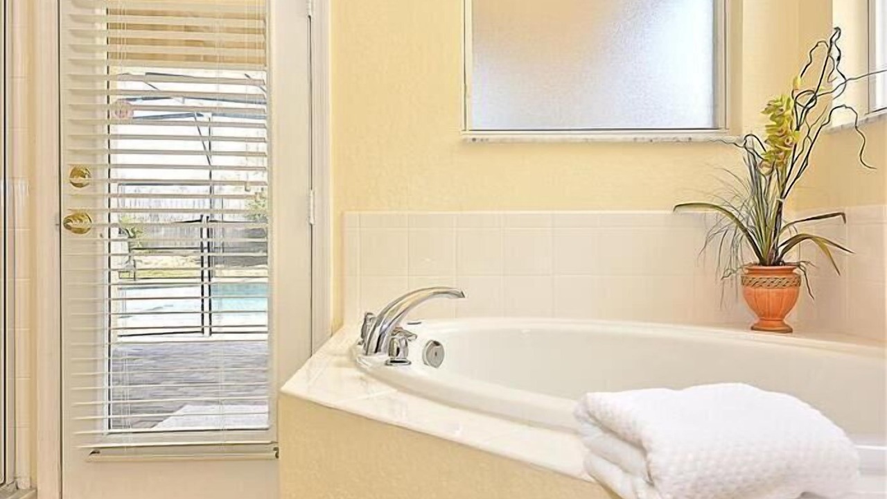 Photo of Bathroom in Loughman