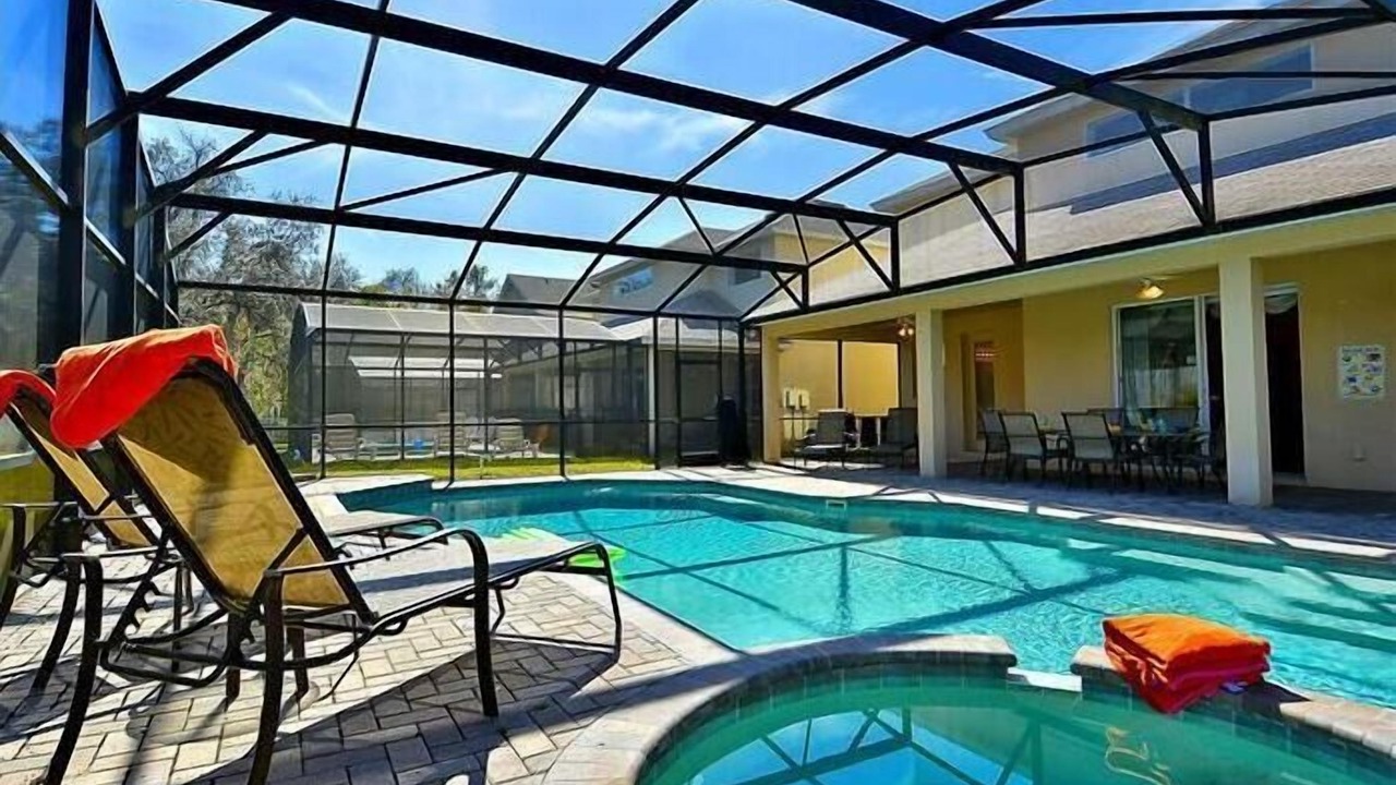 Photo of Outdoor in Loughman