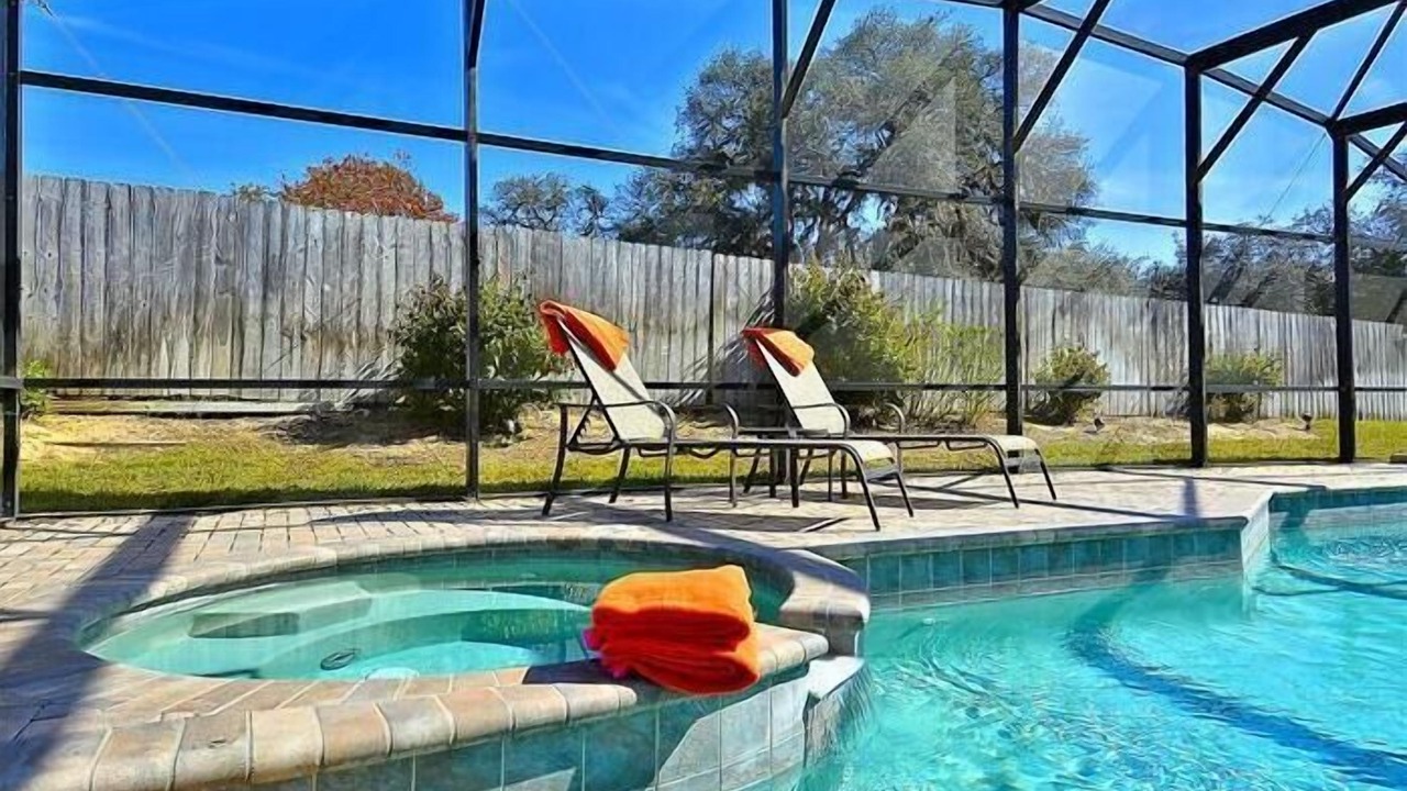 Photo of Outdoor in Loughman