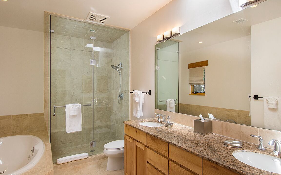 Photo of Bathroom in Tesuque