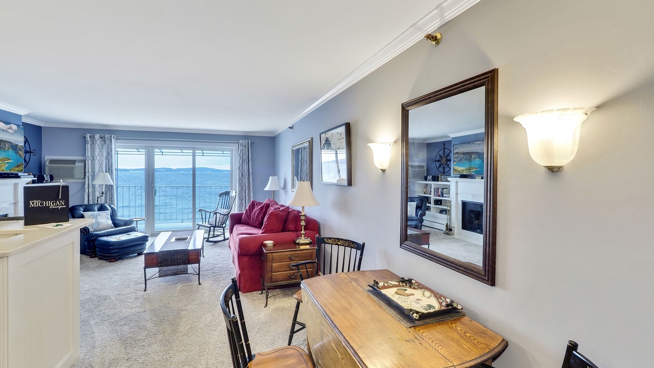 Photo of Livingroom in Boyne City