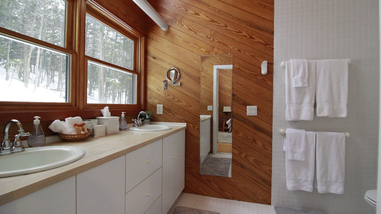 Photo of Bathroom in West Woodstock