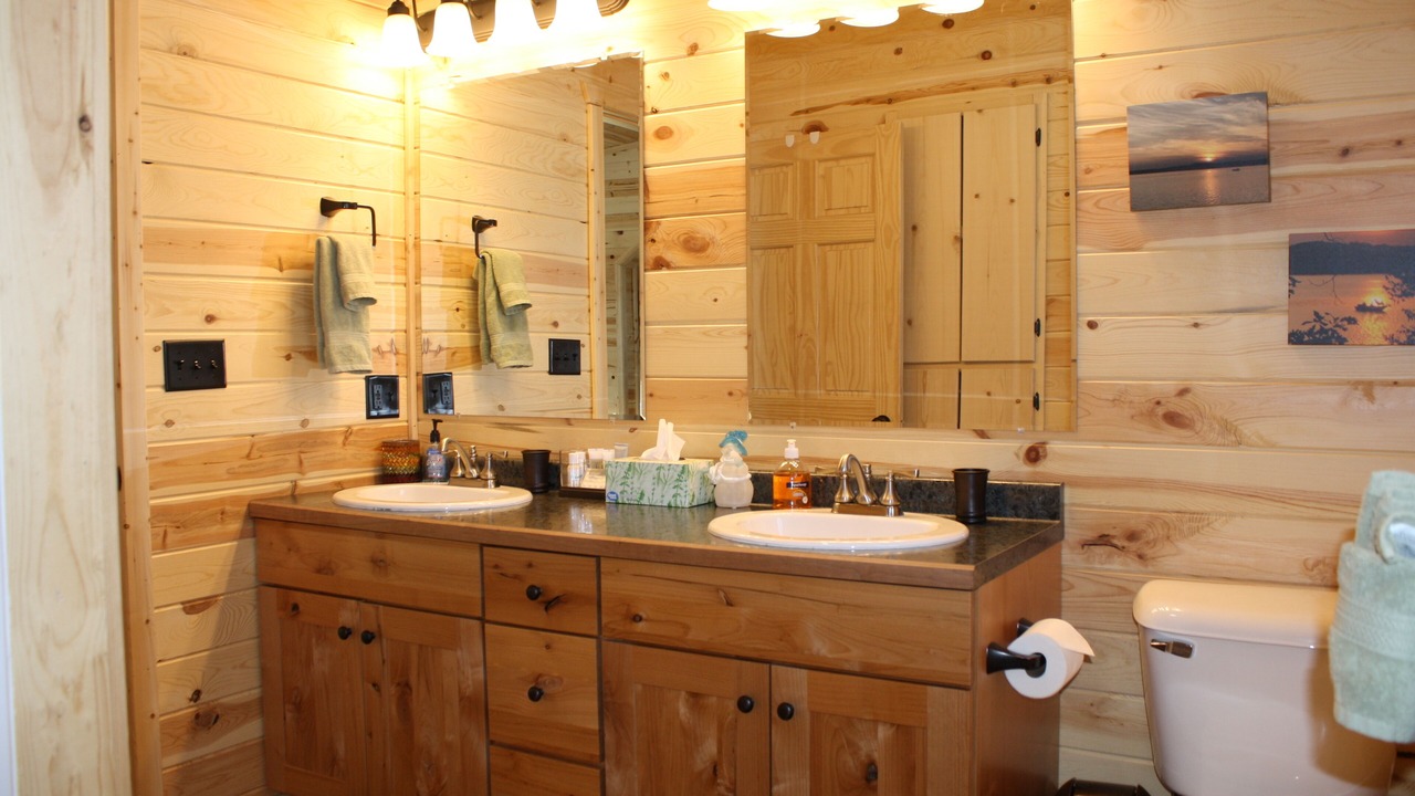 Photo of Bathroom in Birchwood