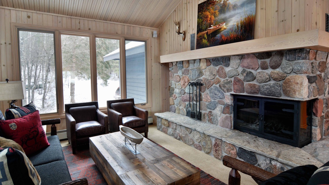 Photo of Livingroom in Cable