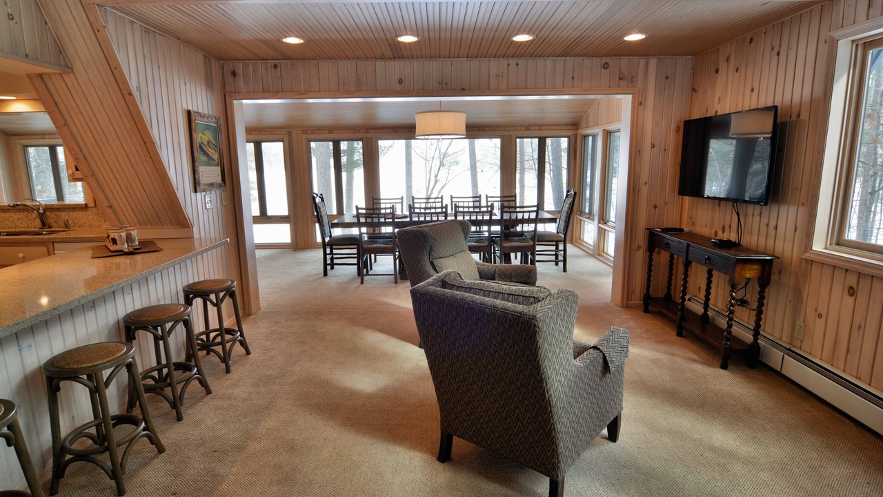 Photo of Livingroom in Cable