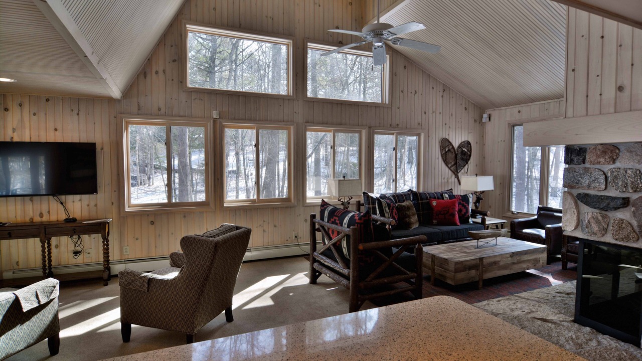 Photo of Livingroom in Cable
