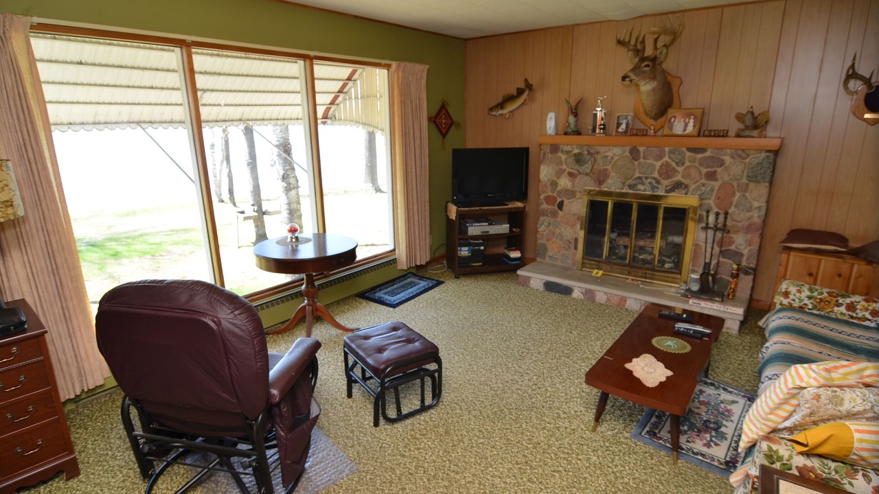 Photo of Livingroom in Cable