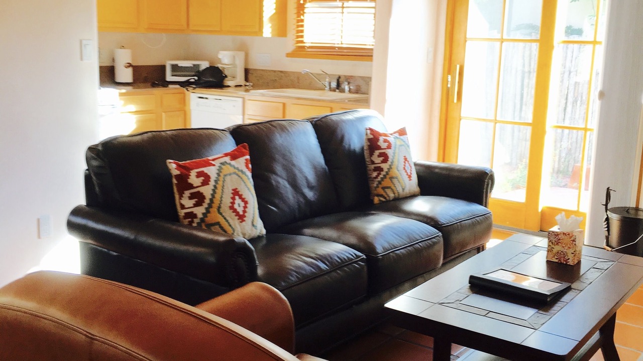 Photo of Livingroom in Northeast Santa Fe