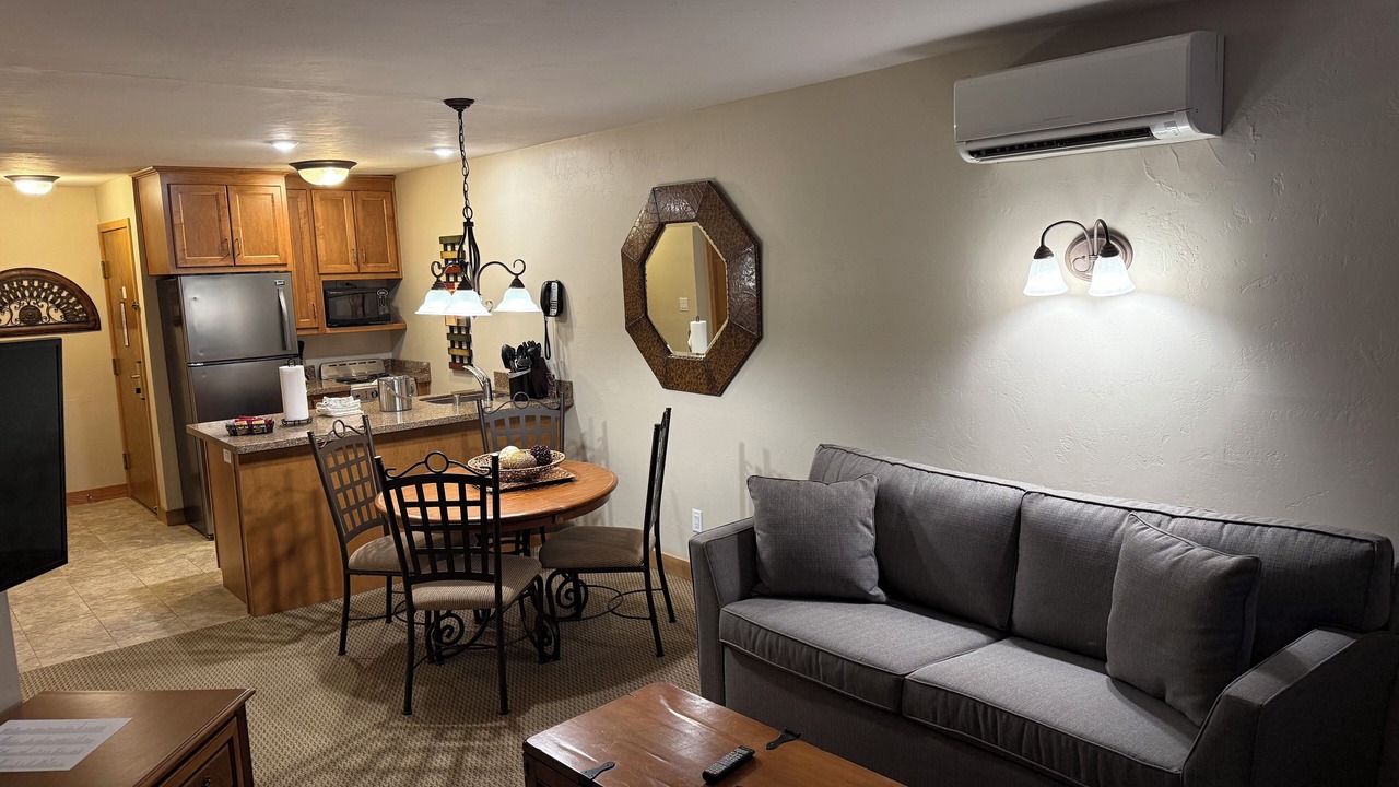 Photo of Livingroom in Egg Harbor