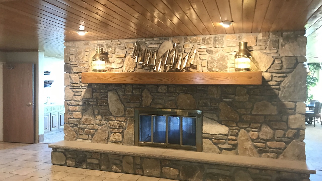 Photo of Livingroom in Egg Harbor