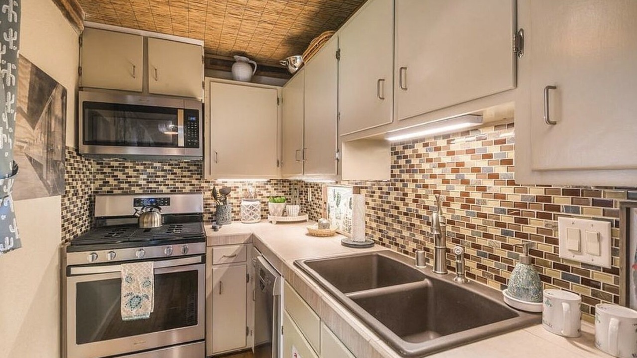 Photo of Kitchen in South Capitol