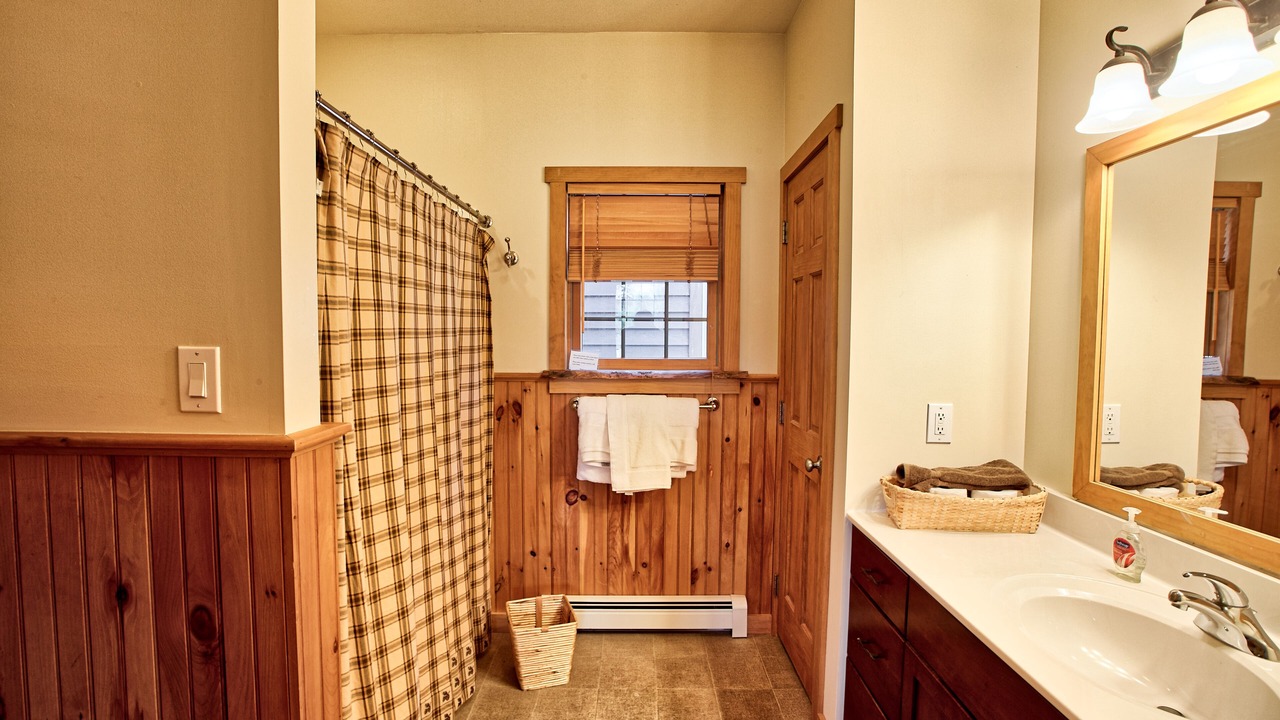 Photo of Bathroom in North Pole