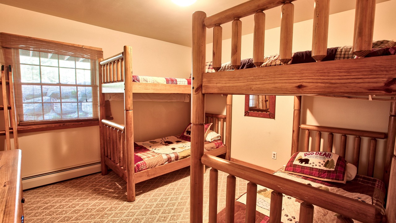 Photo of Bedroom in North Pole