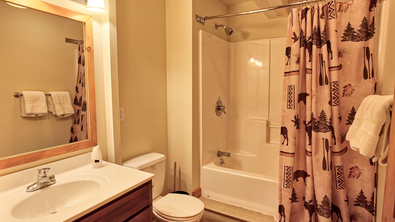 Photo of Bathroom in North Pole